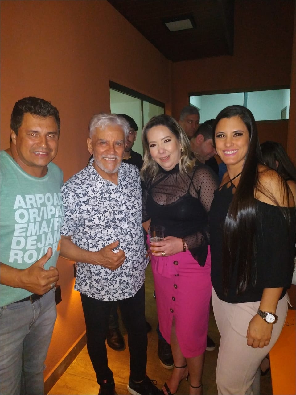 Marcos Rios, cantor Matogrosso, Claúdia Nogueira e Nathalia Rios - Foto Arquivo Pessoal