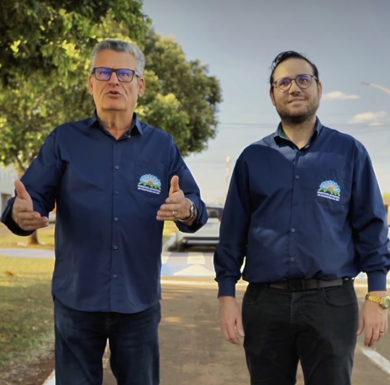 Prefeito Vinicius Terin, vice DR Paulinho entregando obras na cidade (Assessoria)