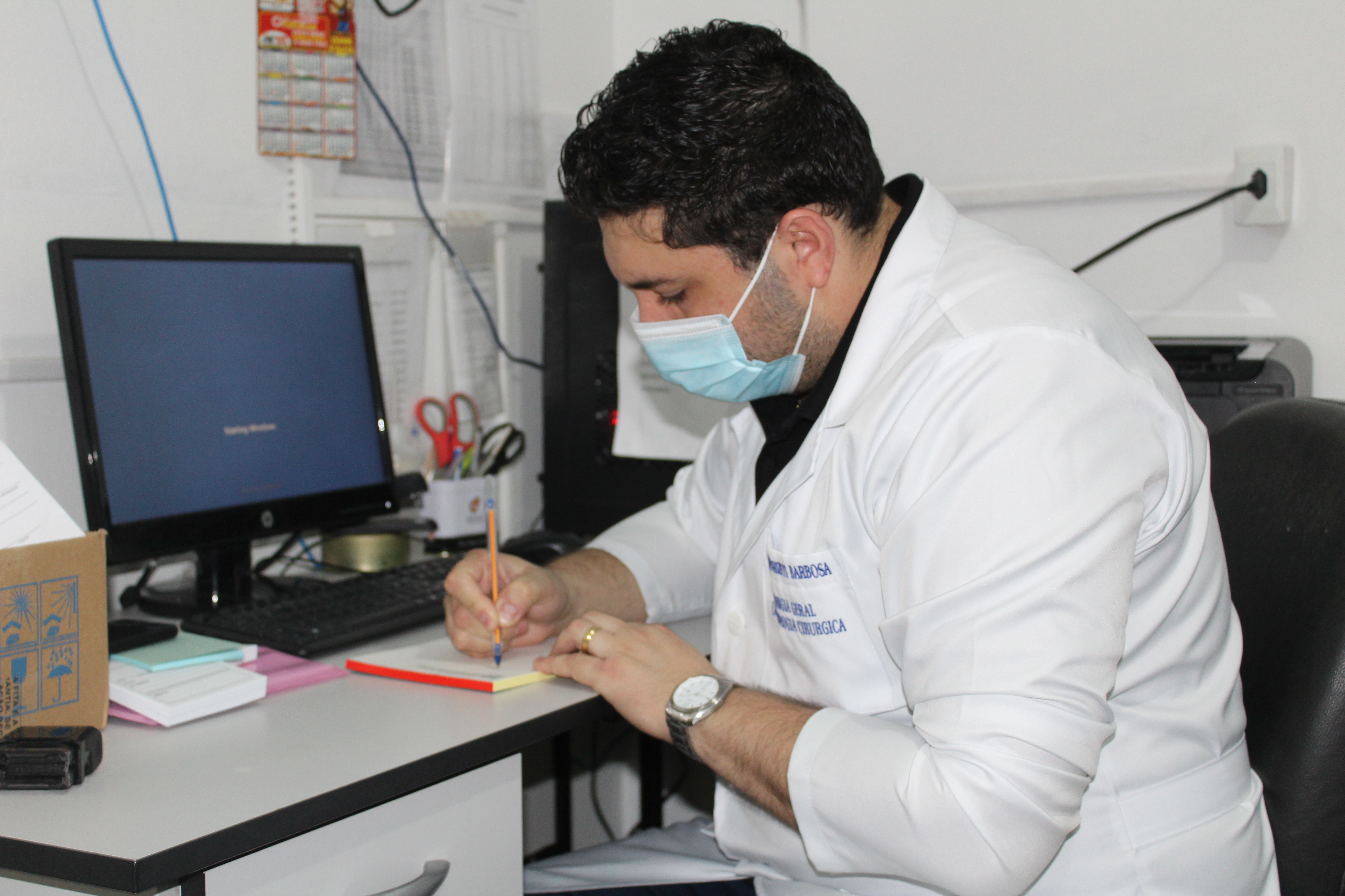Médico Marcel Rizeti Barbosa durante entrevista ao tudodoms - Foto Hosana de Lourdes