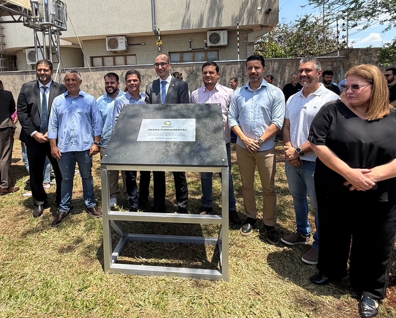 Autoridades de Maracaju durante o lançamento da pedra fundamental em Maracaju (Hosana de Lourdes)