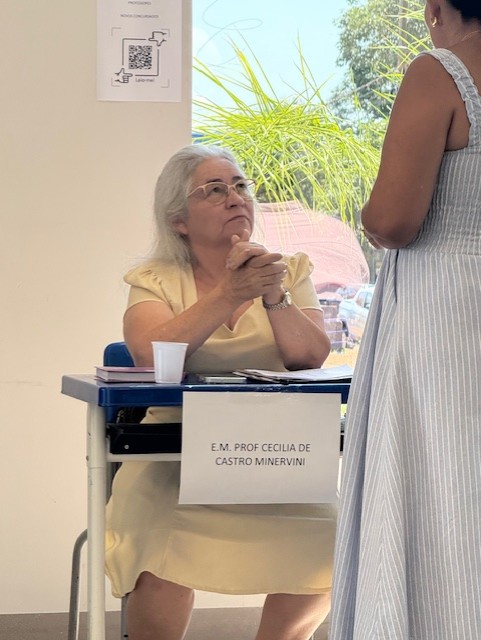 Diretora da Escola Municipal Cecilia Minervini Adalgisa Batista que falou ao tudodoms (Foto Hosana de Lourdes)