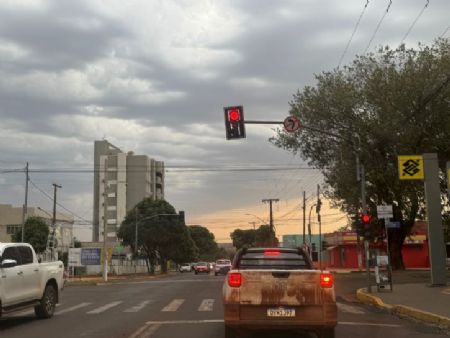 tempo firme favorece atividades ao ar livre, mas a orientação é manter hidratação e cuidados com a exposição prolongada ao sol