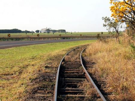 Novo edital da Malha Oeste anunciado para 2026 reforça ferrovia como prioridade estratégica para MS