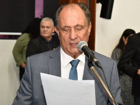 Zé Teixeira reivindica extensão da UEMS para estudantes de Caarapó