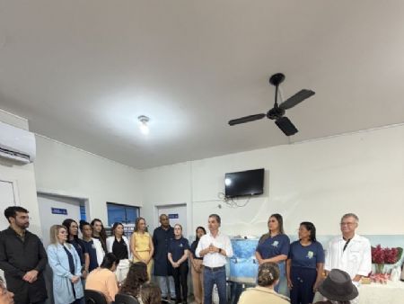 Prefeito Marcos Calderan durante a entrega da revitalização da Unidade de Saúde