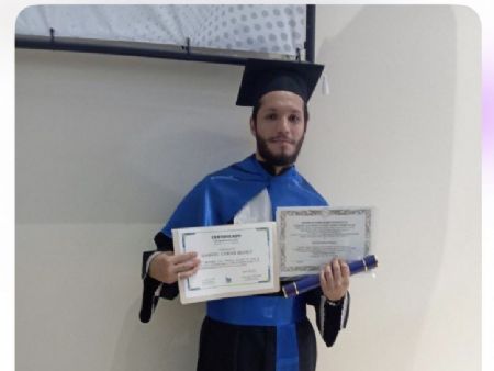 estudante maracajuense Gabriel Chiodi Ibanez conquistou o primeiro lugar como aluno destaque no curso de Sistemas de Informação