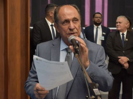 Zé Teixeira presta homenagem ao engenheiro agrônomo Ricardo Eboli