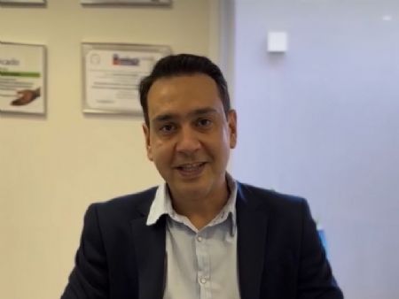 médico Dr. Anderson Miziara, especialista com atuação nas áreas de obesidade, lipedema, reposição hormonal e envelhecimento saudável.