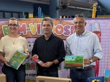 Secretaria Silvana, prefeito Marcos Calderan e o presidente da câmara Rener Barbosa