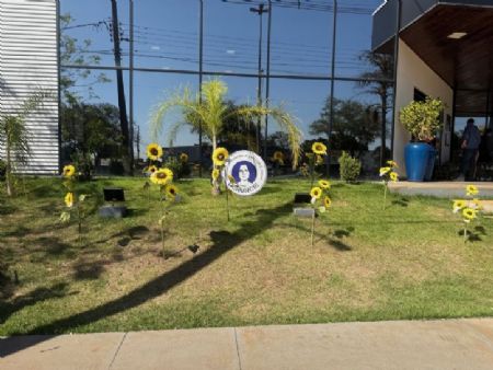 Jardim dos Girassóis é atualizado em Maracaju durante solenidade com autoridades estaduais e municipais em alerta ao combate ao feminicídio