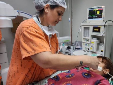 Referência estadual, Centro de Endoscopia Avançada do HRMS alerta para riscos da ingestão de cáusticos