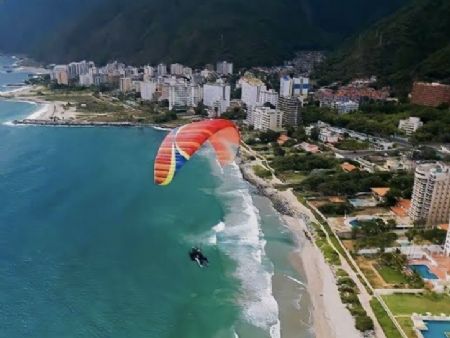 La Guaira antes do terremoto cidade Venezuela mais atingida pela tragédia