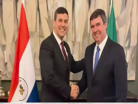 Presidente do Paraguai chega a Mato Grosso do Sul para vistoria da Rota Bioceânica e encontros institucionais.