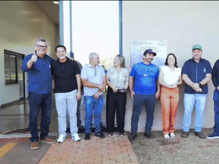 Prefeito Vinicius Terin,  vice DR Paulinho entregando obras na cidade