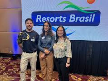Legenda: Representado por Ícaro Chamon, gerente Comercial, o Malai Manso chega ao mercado  argentino com uma proposta que vai além da apresentação do empreendimento. Crédito: Divulgação | Malai Manso Resort