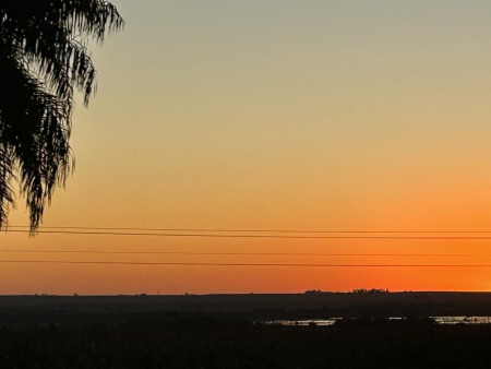 O sol aparece forte nas primeiras horas do domingo em Maracaju