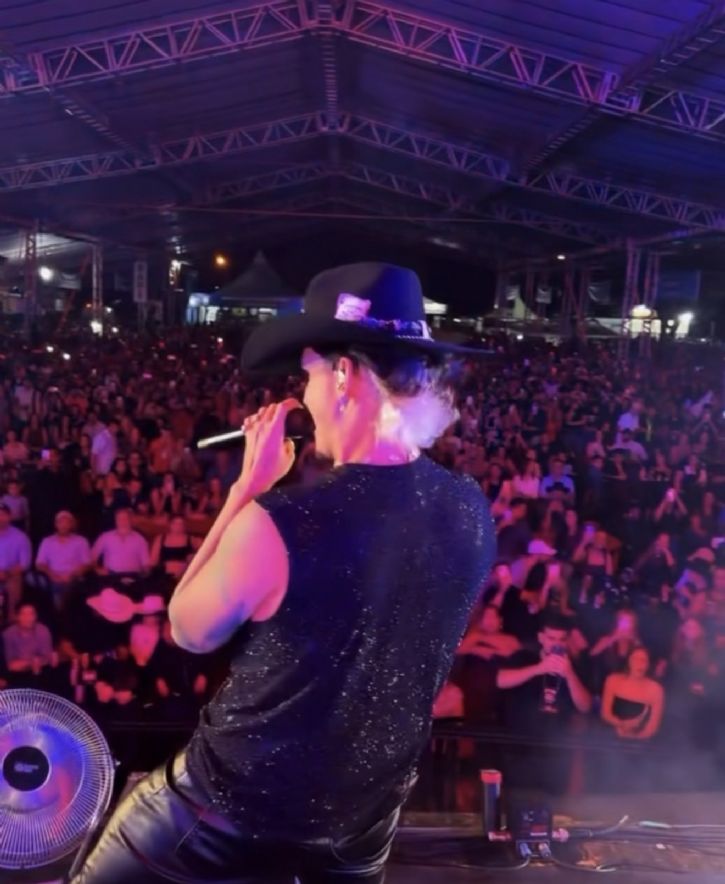 A diversidade de público e o clima de animação reforçam o sucesso da Festa da Linguiça