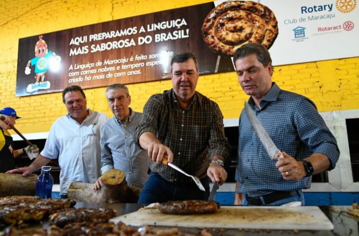 Governador Eduardo Riedel, prefeito Marcos Calderan, vice prefeito Mauro Christianini e o deputado estadual Paulo Correa presentes em 2023