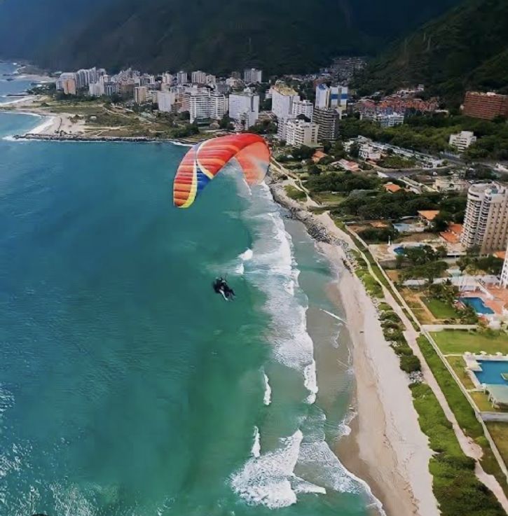 La Guaira antes do terremoto cidade Venezuela mais atingida pela tragédia