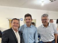 Vereador Catito com presidente do Rotary Dagoberto e o empresario Joares Sanches no lançamento da Festa da Linguiça