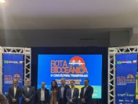 Autoridades na abertura do evento no Tatersal do Sindicato Rural de Maracaju